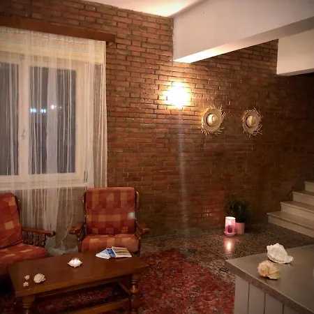 Room In Bb - Hotel Villa Alexandra - Double Room By The Sea * San Mauro Mare